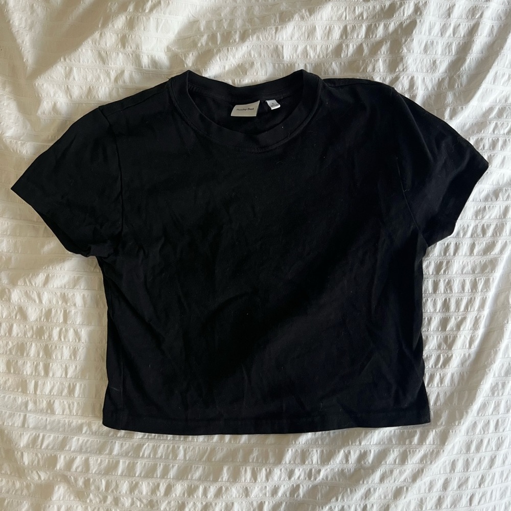 Aritzia Sunday Best Black Cropped T-shirt Size Small